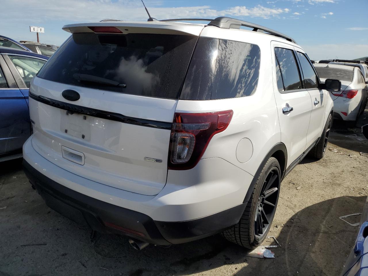 Photo 2 VIN: 1FM5K8GTXDGC39689 - FORD EXPLORER 