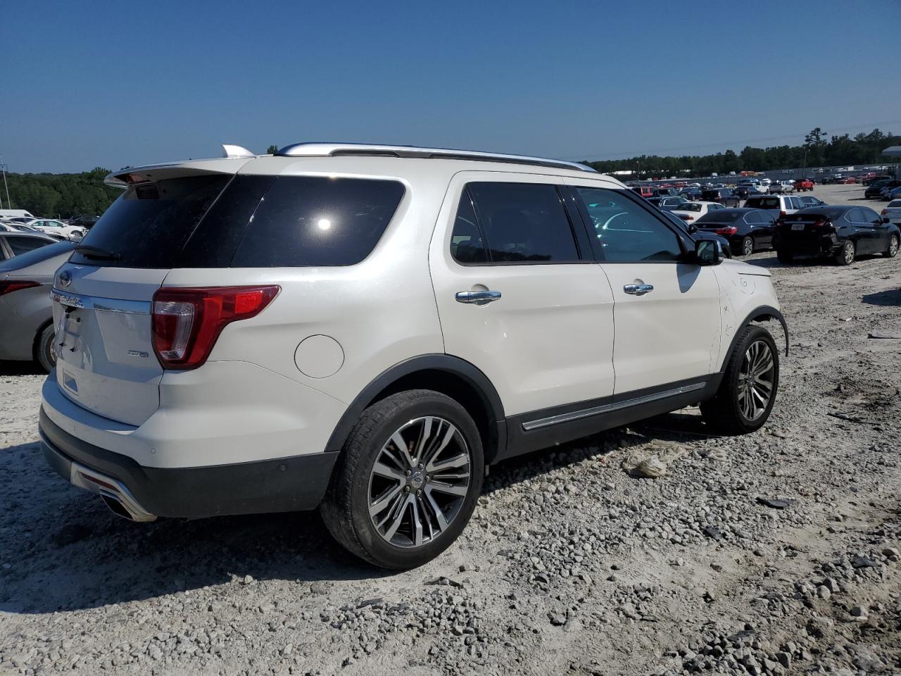 Photo 2 VIN: 1FM5K8HT2GGB38312 - FORD EXPLORER 