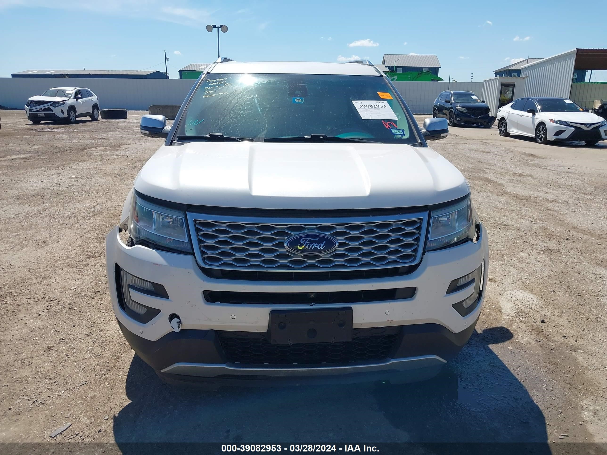 Photo 11 VIN: 1FM5K8HT3HGA75044 - FORD EXPLORER 