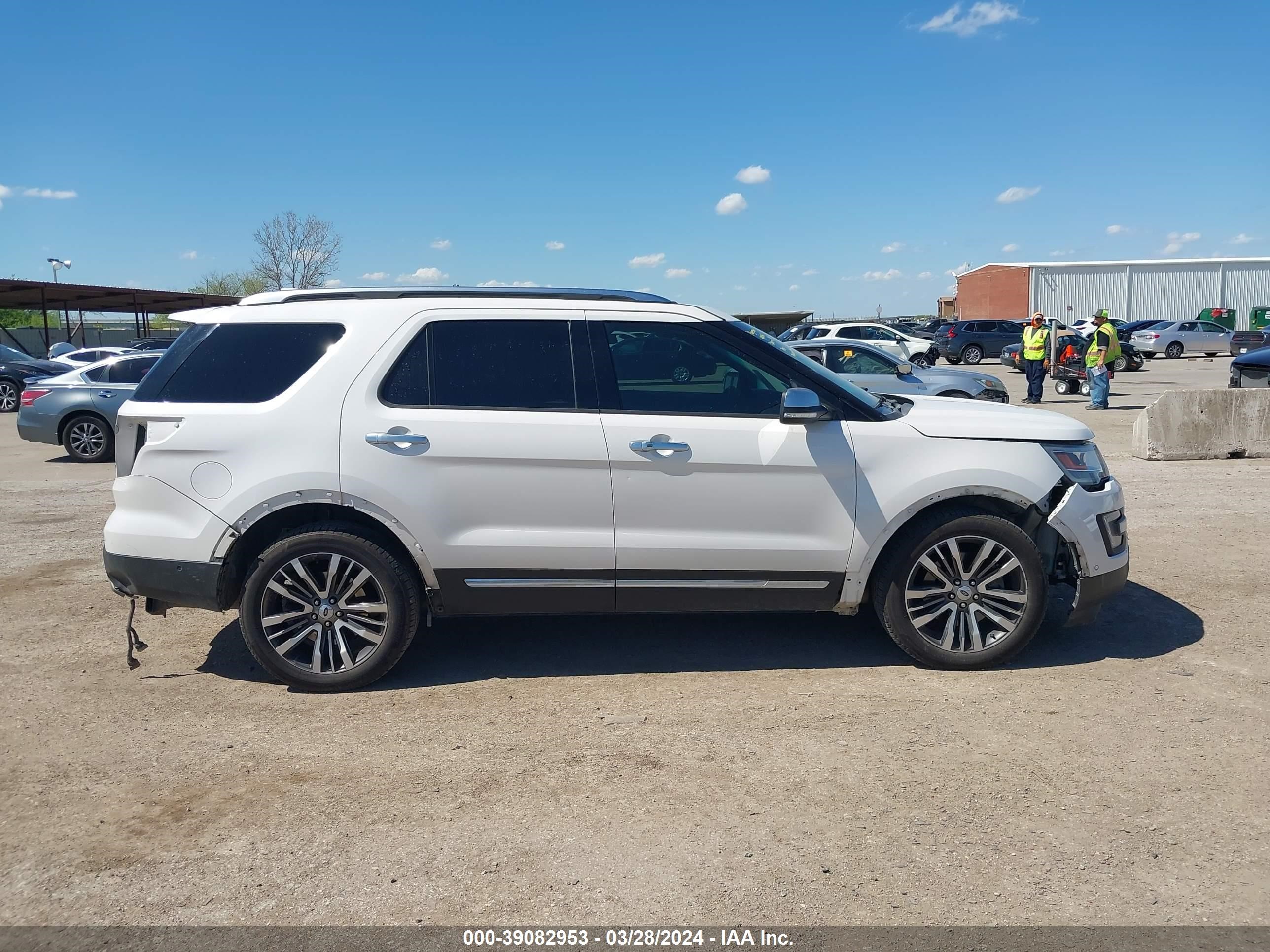 Photo 12 VIN: 1FM5K8HT3HGA75044 - FORD EXPLORER 