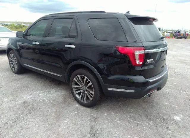 Photo 2 VIN: 1FM5K8HT5JGA63158 - FORD EXPLORER 