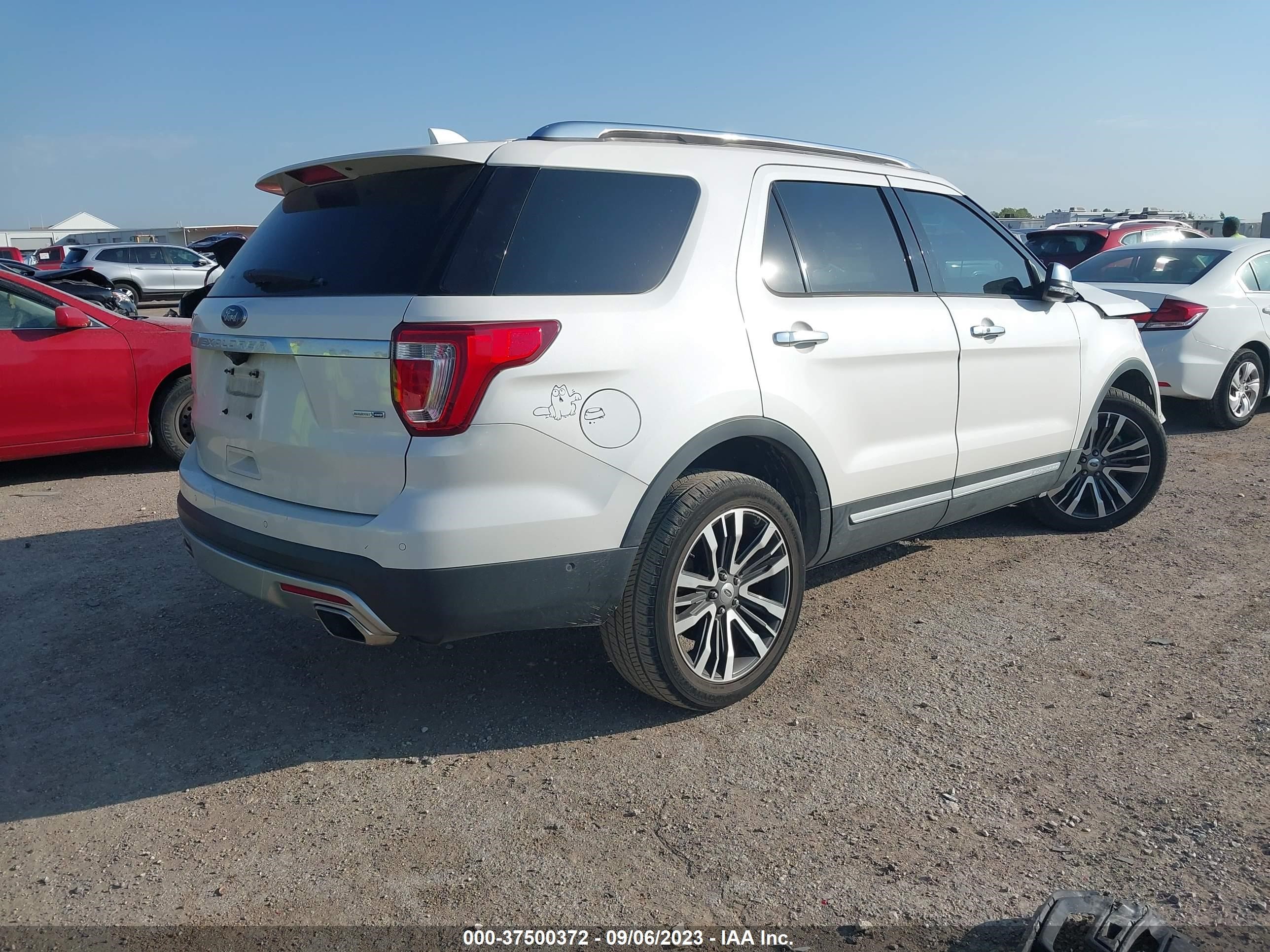 Photo 3 VIN: 1FM5K8HT9GGB61294 - FORD EXPLORER 