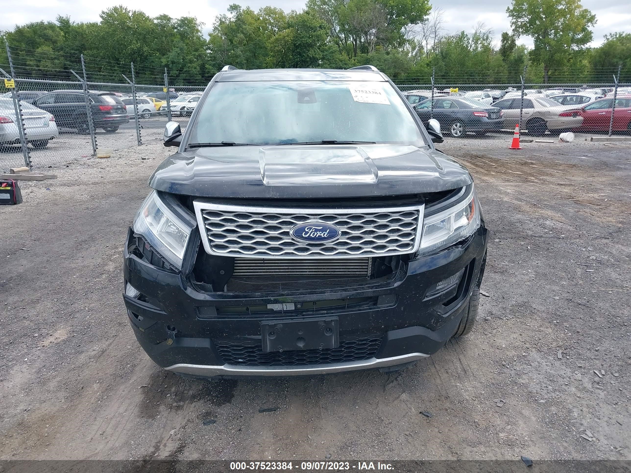 Photo 11 VIN: 1FM5K8HTXHGB06483 - FORD EXPLORER 