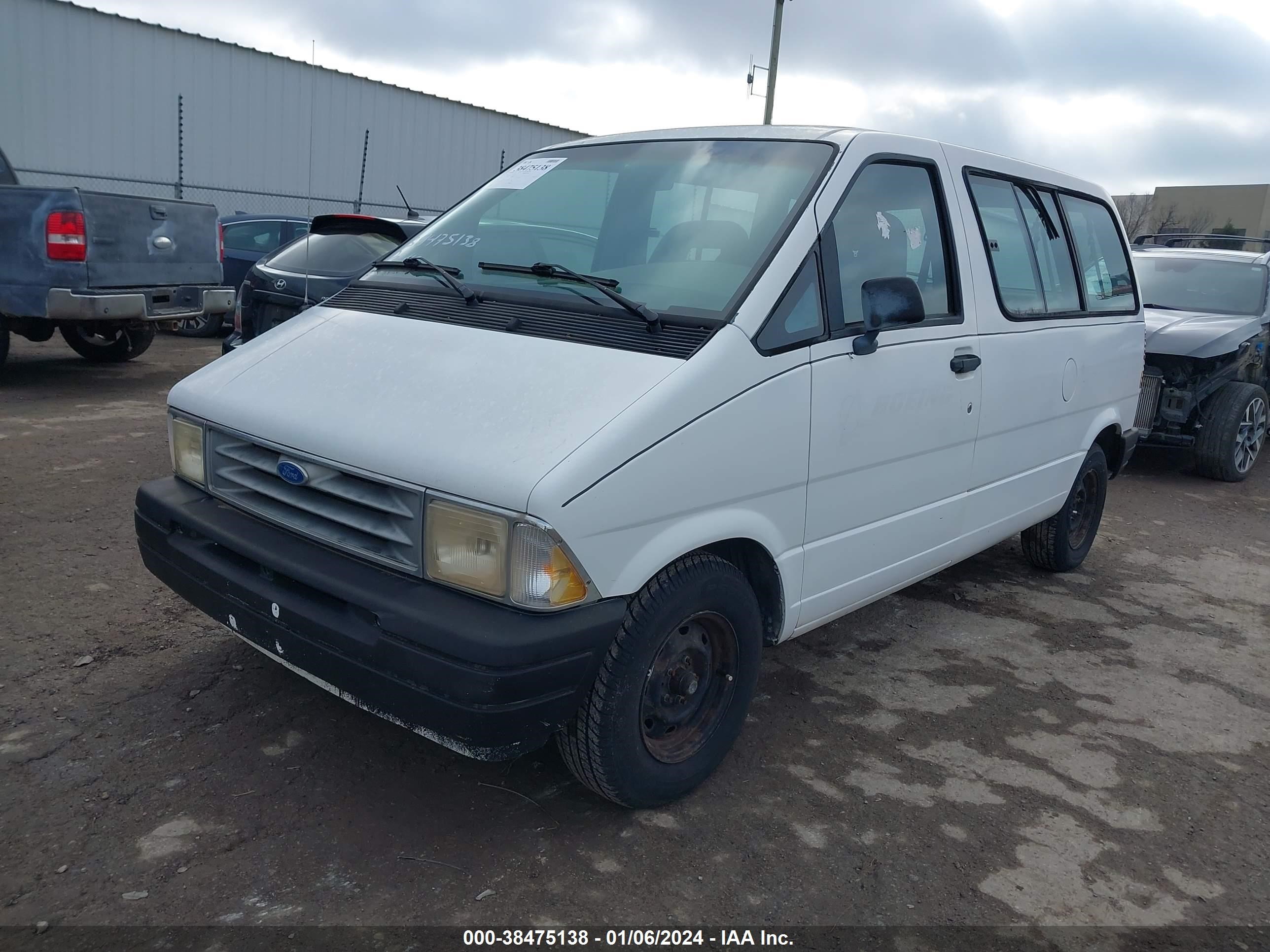 Photo 1 VIN: 1FMCA11U8TZB58891 - FORD AEROSTAR 