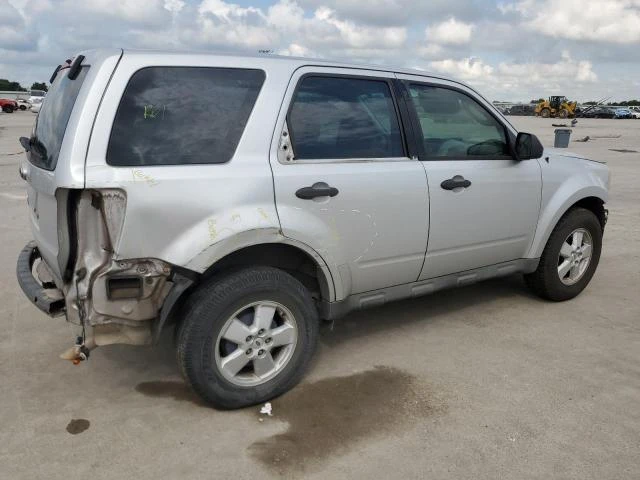 Photo 2 VIN: 1FMCU02749KA29624 - FORD ESCAPE XLS 