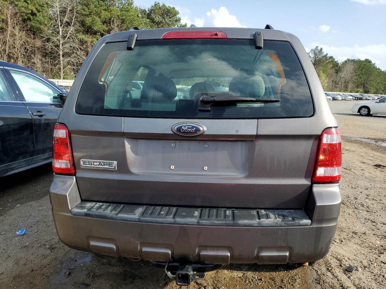 Photo 5 VIN: 1FMCU02759KC12014 - FORD ESCAPE 