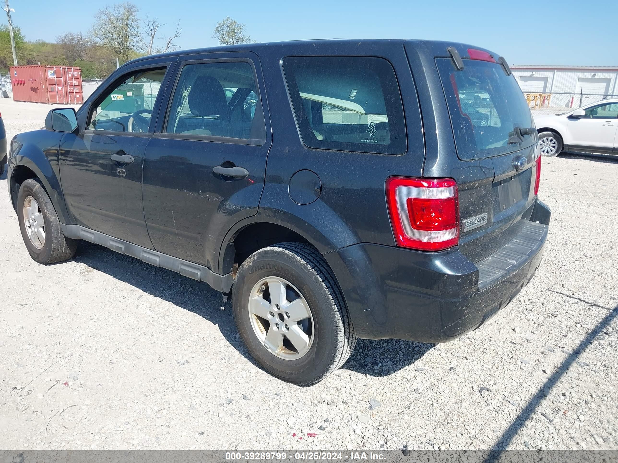 Photo 2 VIN: 1FMCU02779KB62653 - FORD ESCAPE 