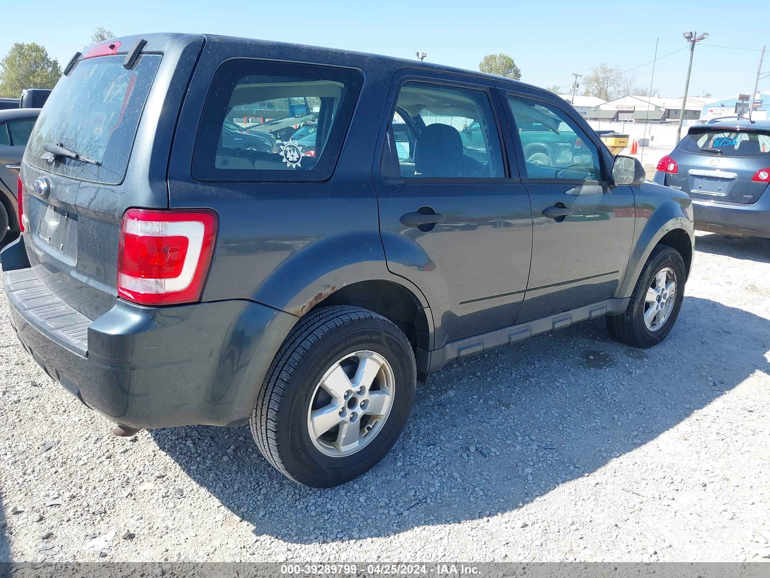 Photo 3 VIN: 1FMCU02779KB62653 - FORD ESCAPE 