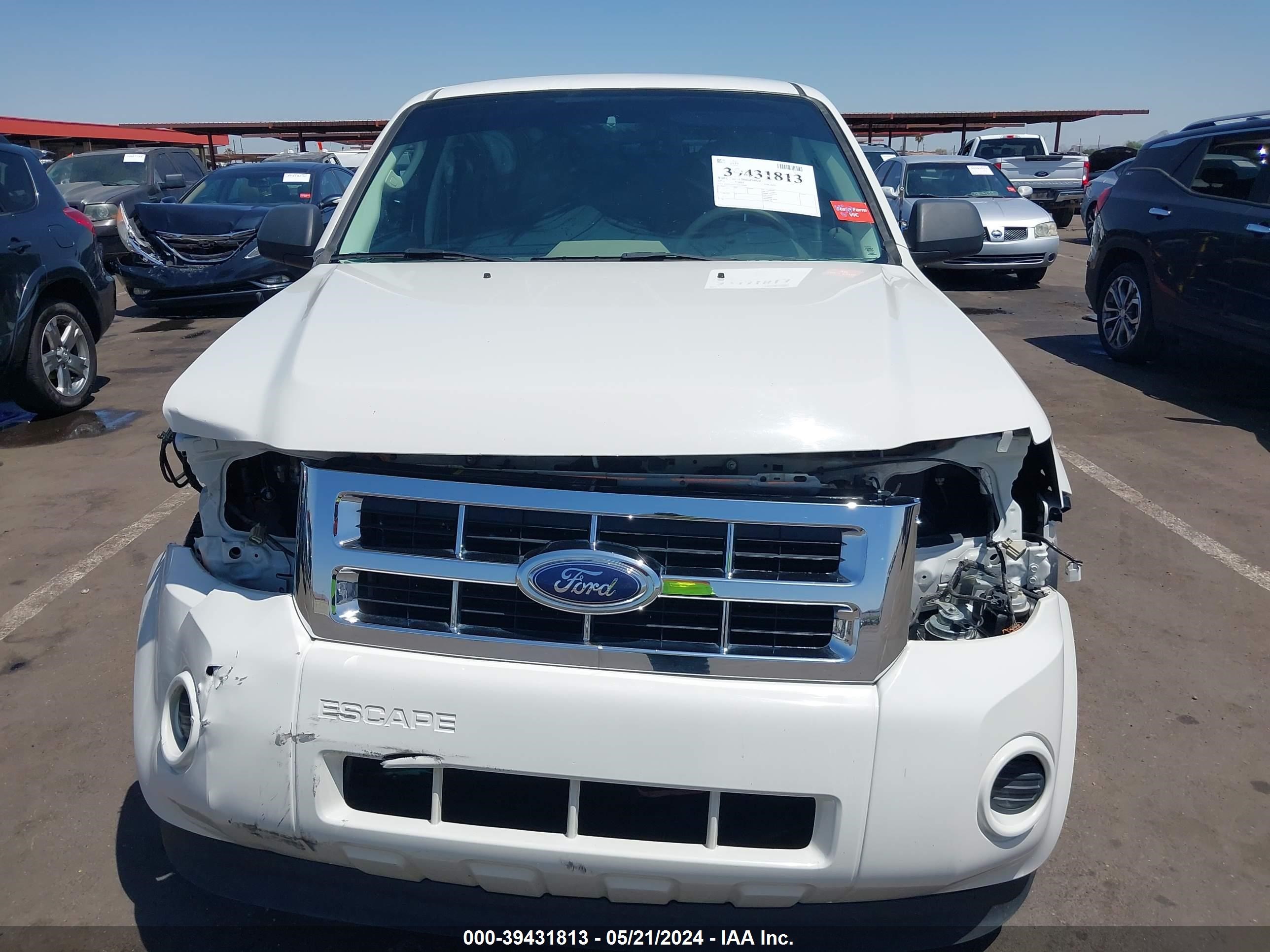 Photo 12 VIN: 1FMCU02779KC99544 - FORD ESCAPE 