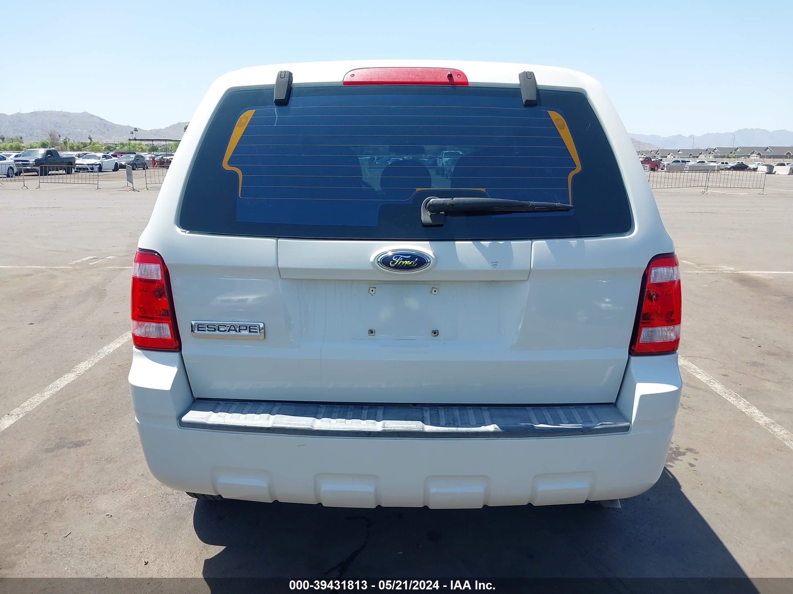 Photo 16 VIN: 1FMCU02779KC99544 - FORD ESCAPE 