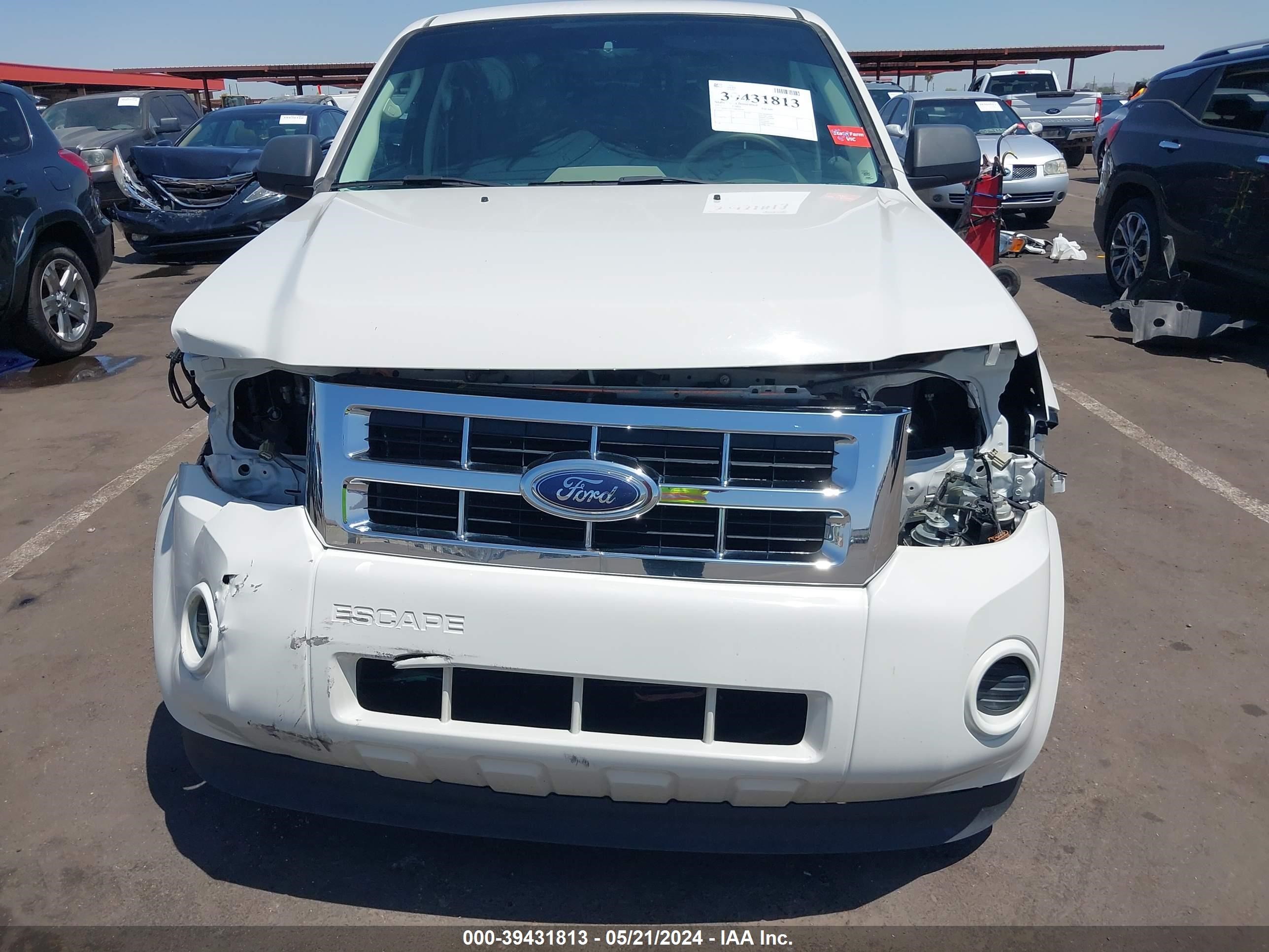 Photo 5 VIN: 1FMCU02779KC99544 - FORD ESCAPE 