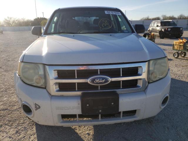 Photo 4 VIN: 1FMCU02789KA99871 - FORD ESCAPE 