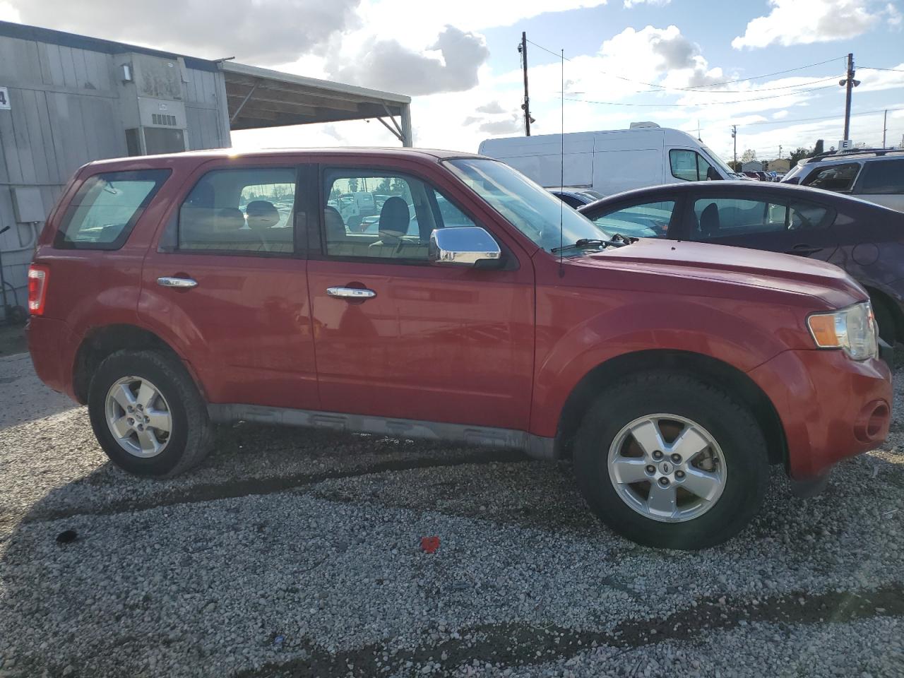 Photo 3 VIN: 1FMCU027X9KB80385 - FORD ESCAPE 