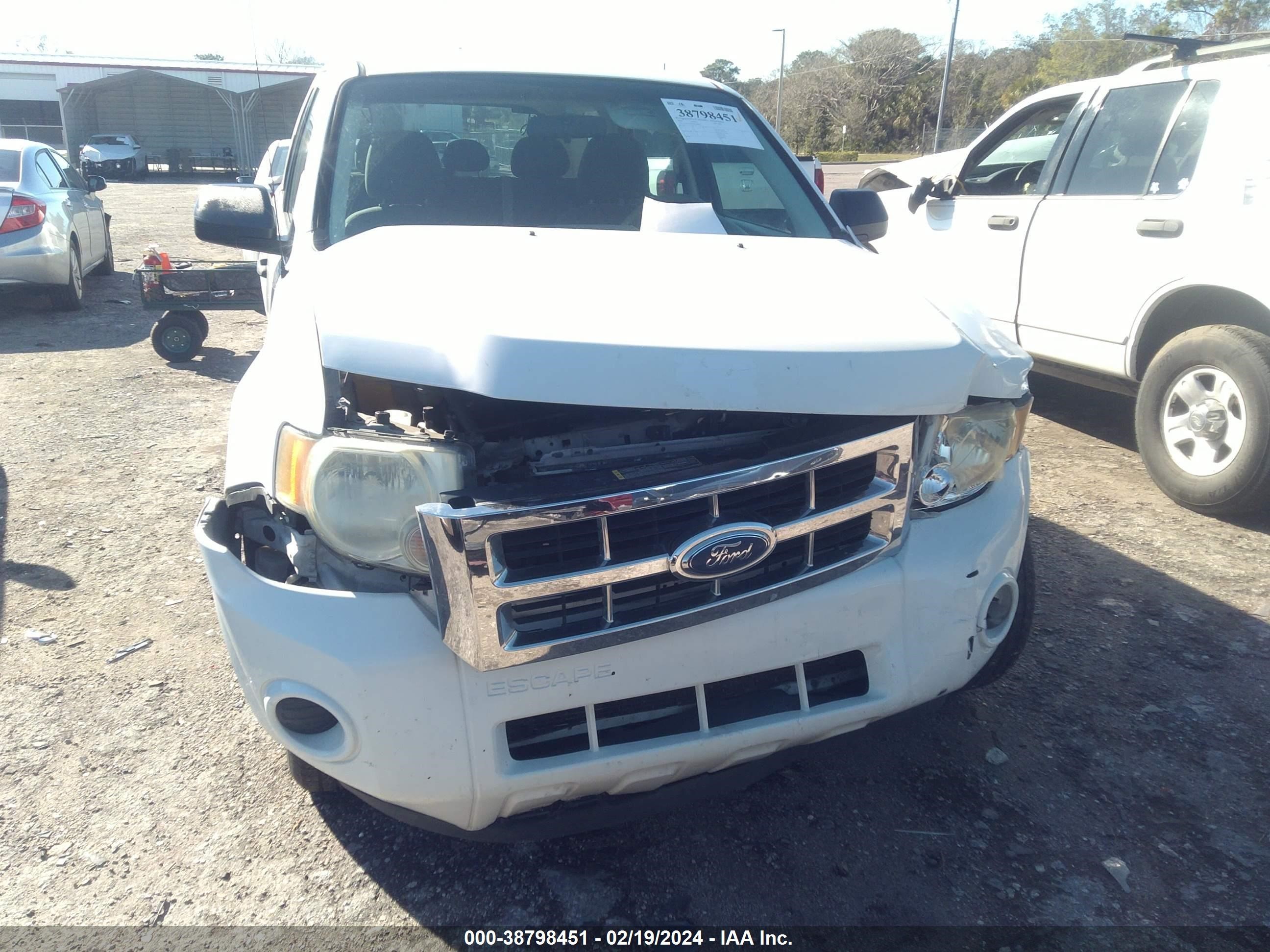 Photo 5 VIN: 1FMCU02Z08KA09855 - FORD ESCAPE 