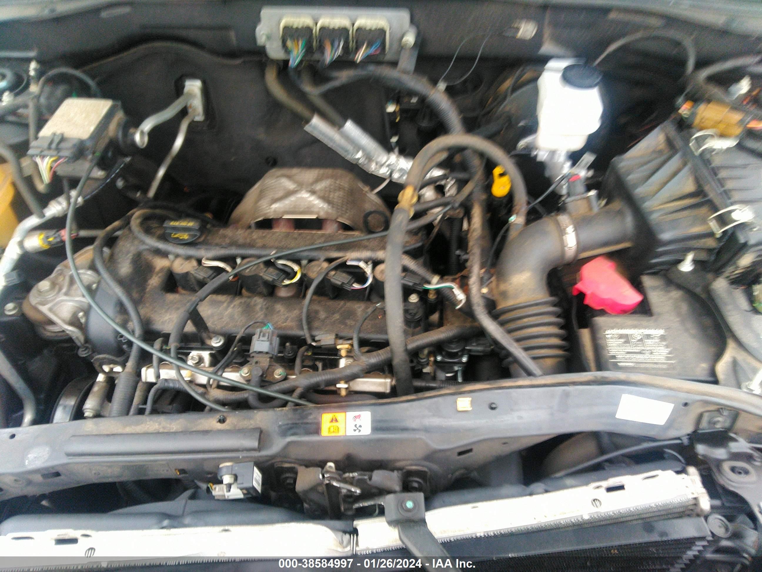 Photo 9 VIN: 1FMCU02Z08KC01616 - FORD ESCAPE 