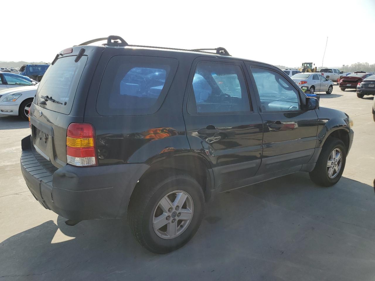 Photo 2 VIN: 1FMCU02Z36KA39011 - FORD ESCAPE 