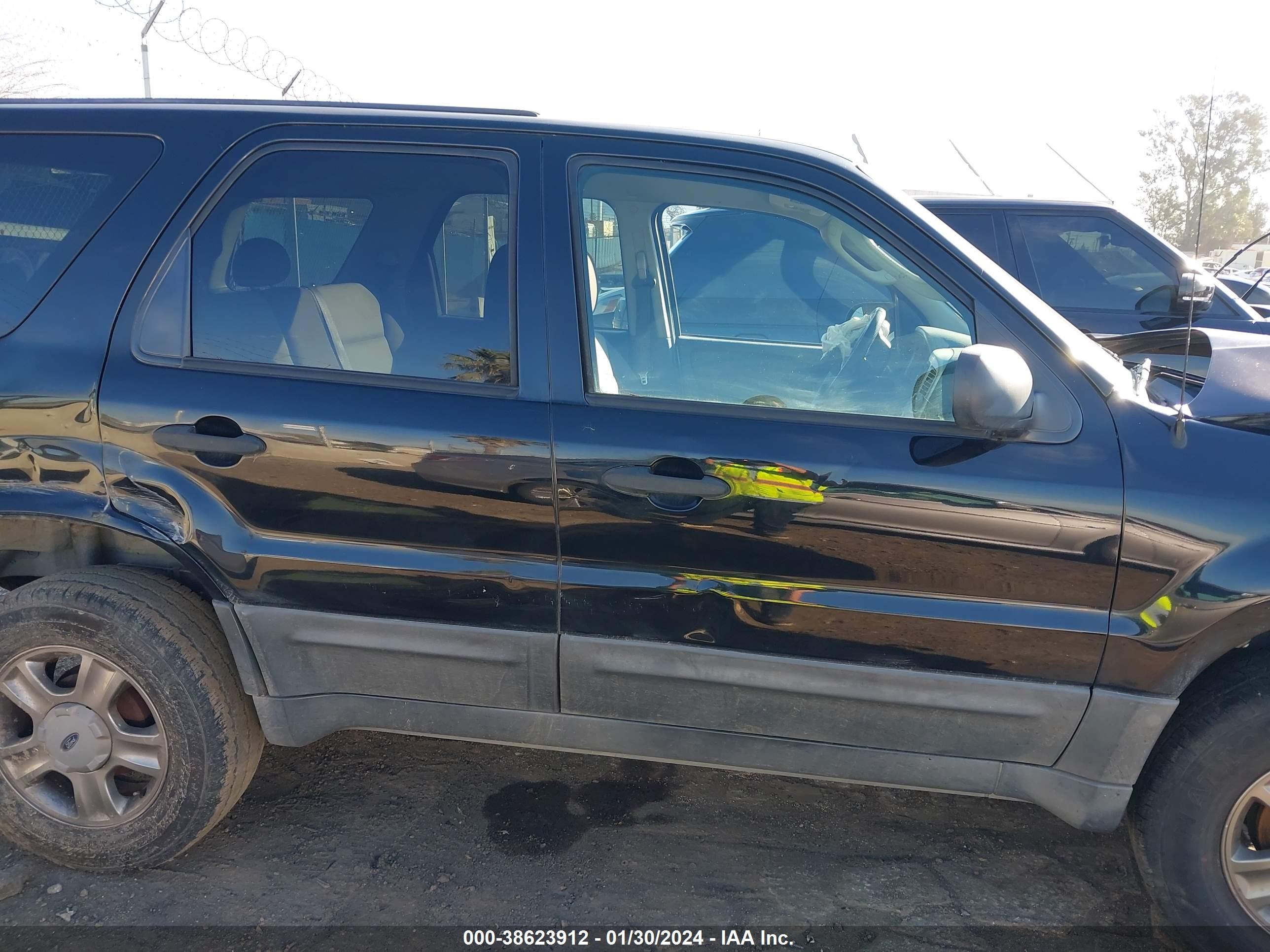 Photo 12 VIN: 1FMCU02Z45KC93664 - FORD ESCAPE 