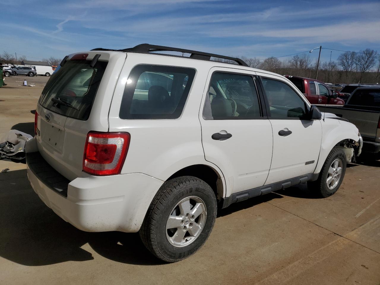 Photo 2 VIN: 1FMCU02Z88KD92072 - FORD ESCAPE 