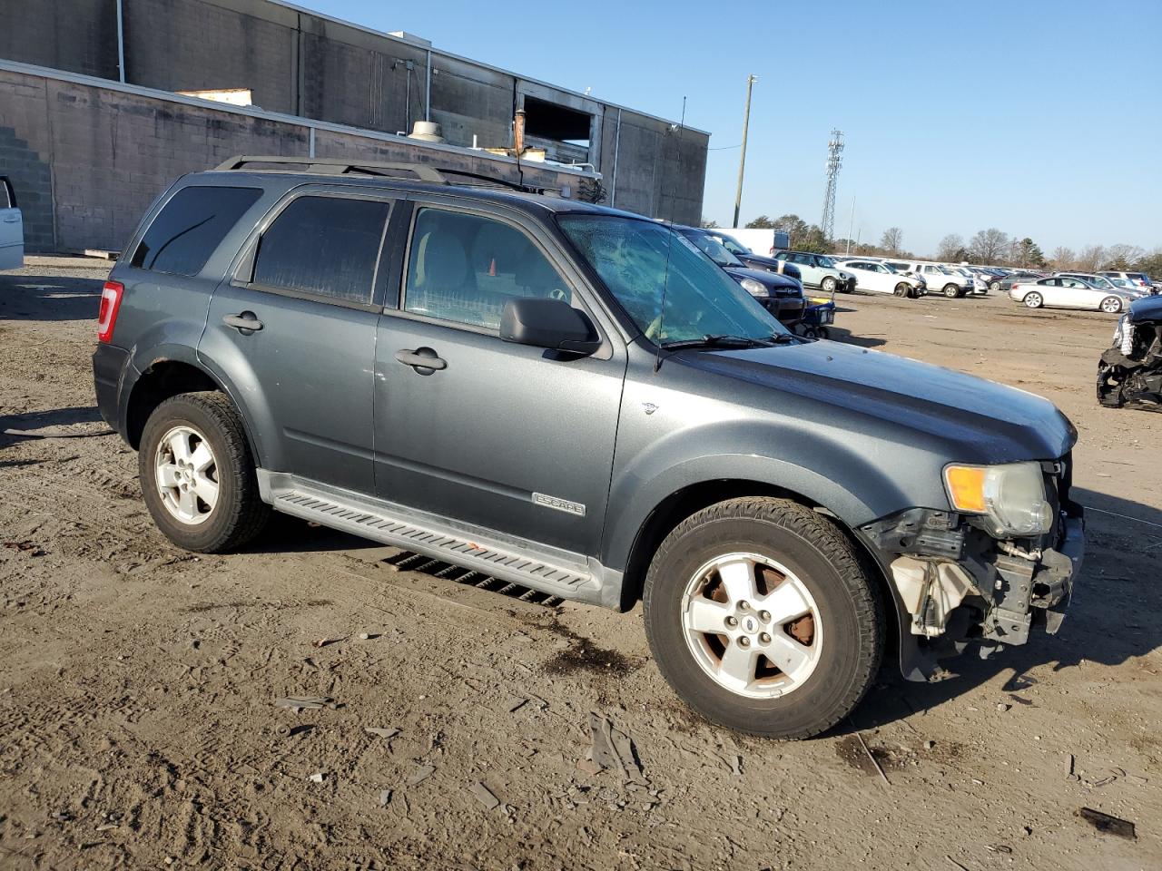 Photo 3 VIN: 1FMCU03108KA24560 - FORD ESCAPE 