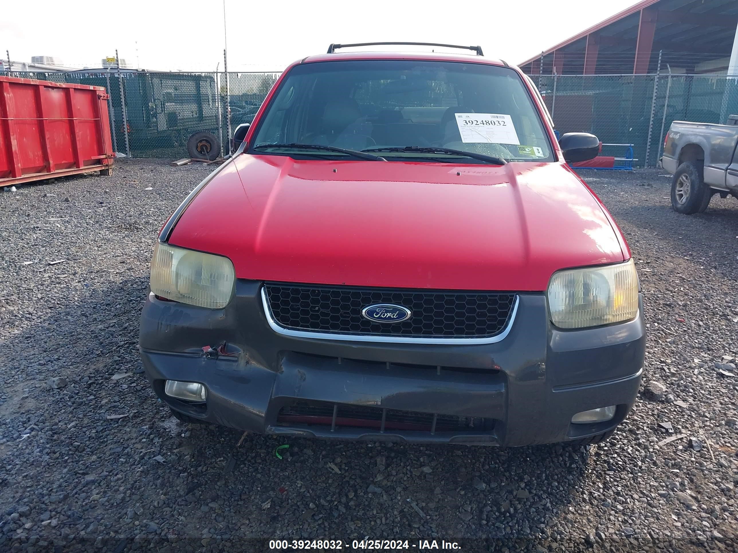 Photo 11 VIN: 1FMCU03112KB03842 - FORD ESCAPE 