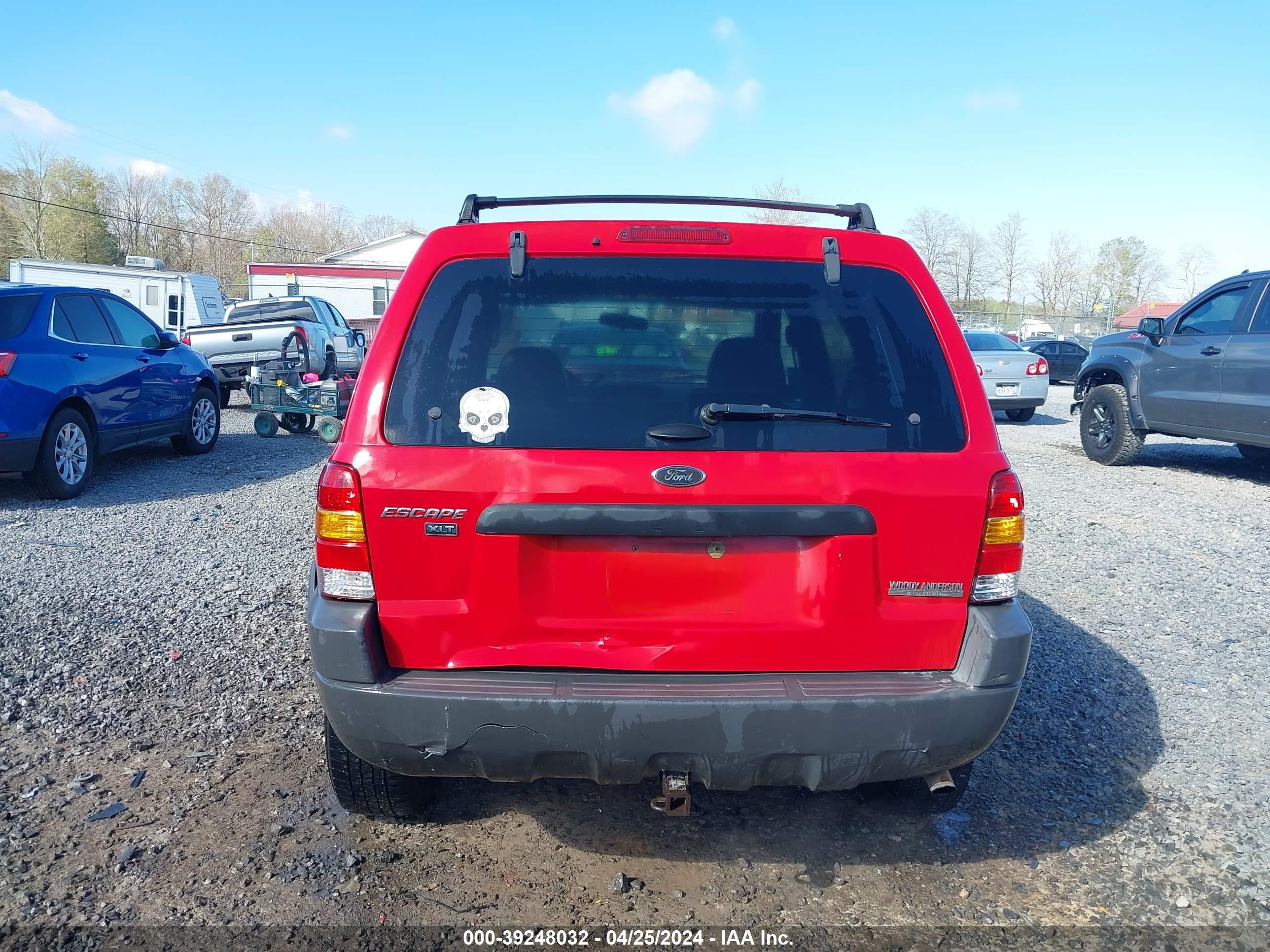 Photo 15 VIN: 1FMCU03112KB03842 - FORD ESCAPE 