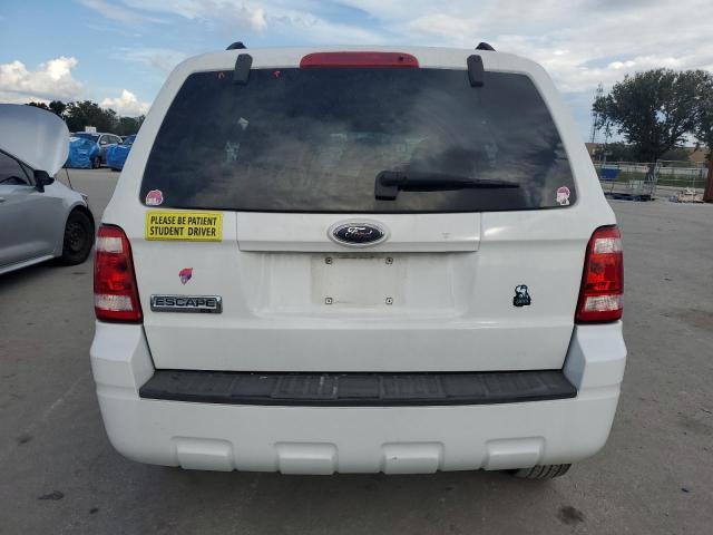 Photo 5 VIN: 1FMCU03118KA61911 - FORD ESCAPE XLT 