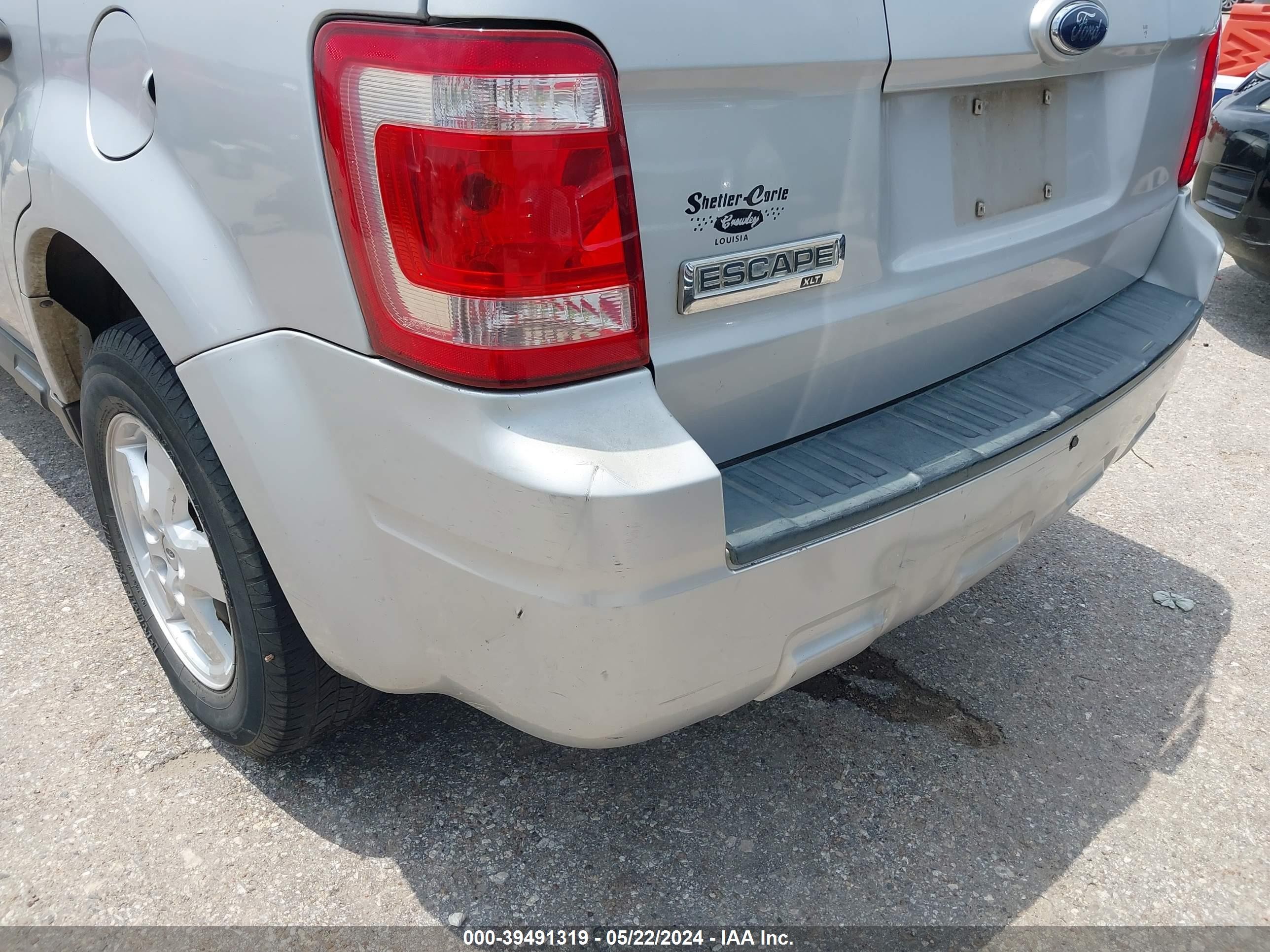 Photo 12 VIN: 1FMCU03128KA50187 - FORD ESCAPE 