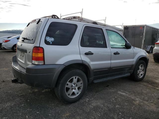 Photo 2 VIN: 1FMCU03135KC29298 - FORD ESCAPE 