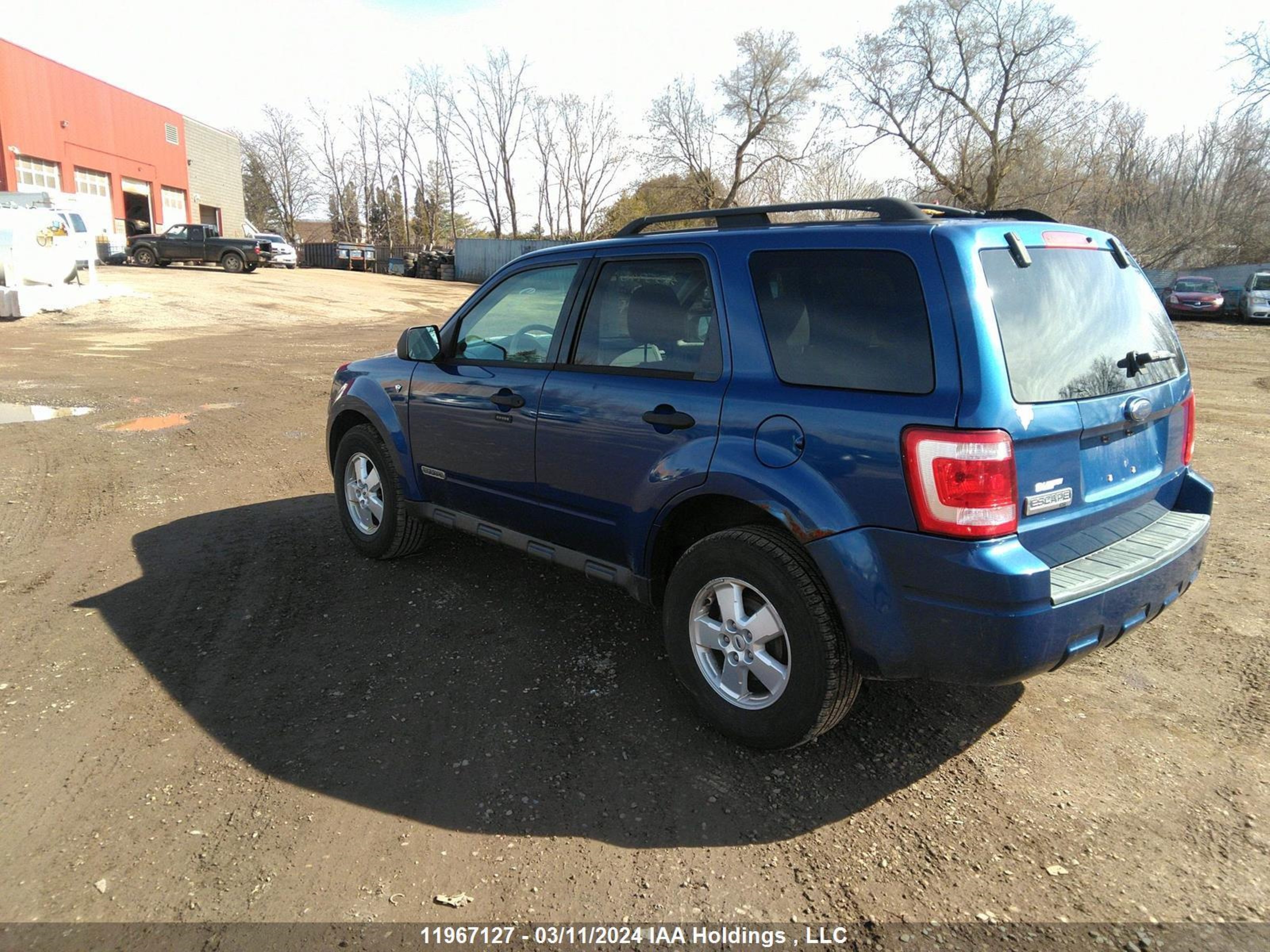 Photo 2 VIN: 1FMCU03148KA41247 - FORD ESCAPE 