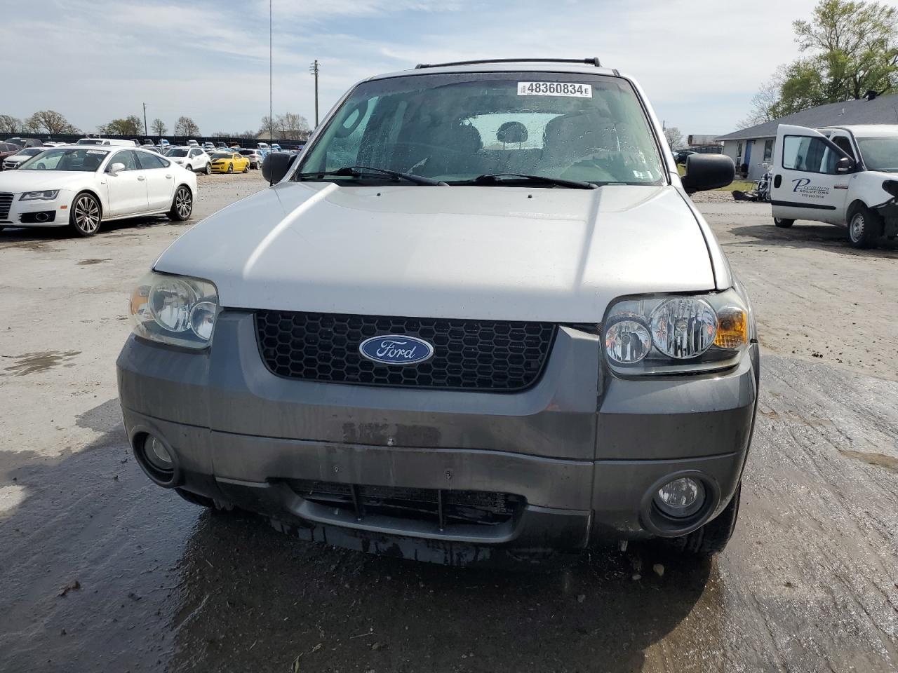 Photo 4 VIN: 1FMCU03166KA48018 - FORD ESCAPE 