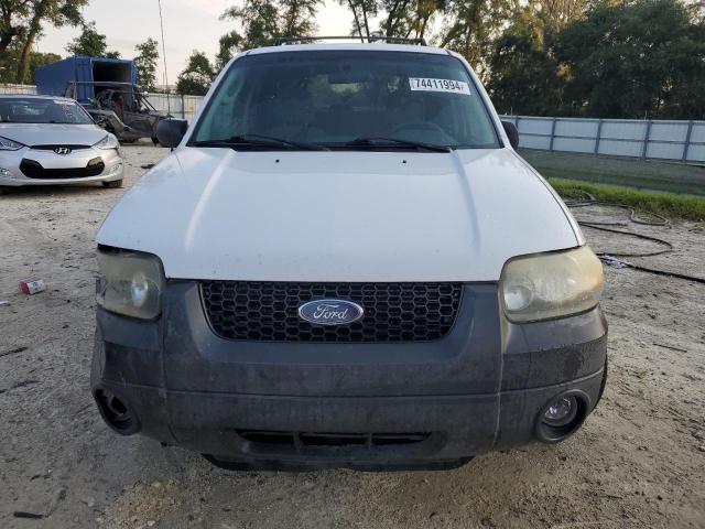 Photo 4 VIN: 1FMCU03166KA84579 - FORD ESCAPE XLT 