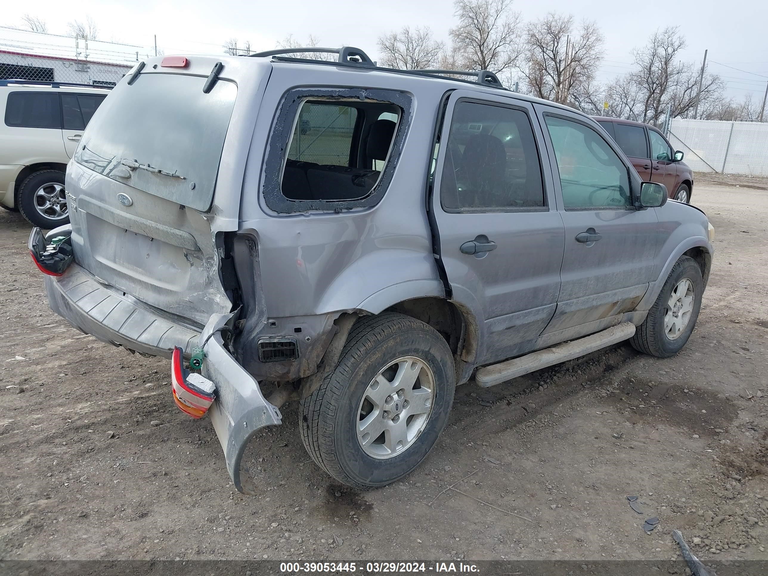 Photo 3 VIN: 1FMCU03177KA14249 - FORD ESCAPE 