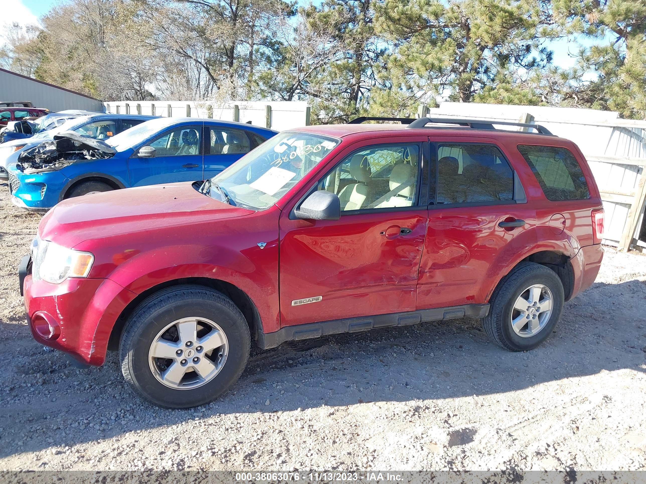 Photo 13 VIN: 1FMCU03178KA99675 - FORD ESCAPE 