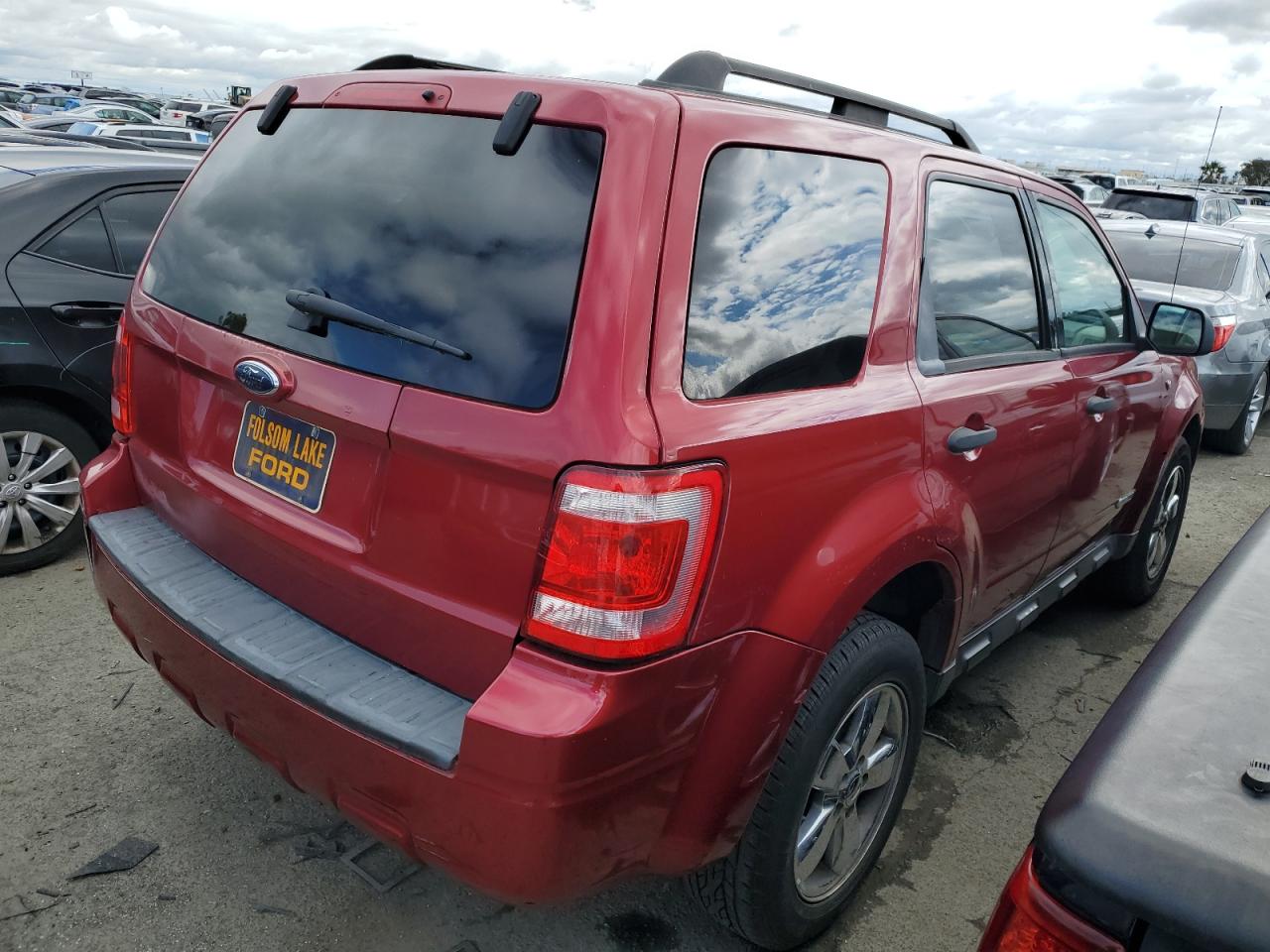 Photo 2 VIN: 1FMCU03188KD14626 - FORD ESCAPE 