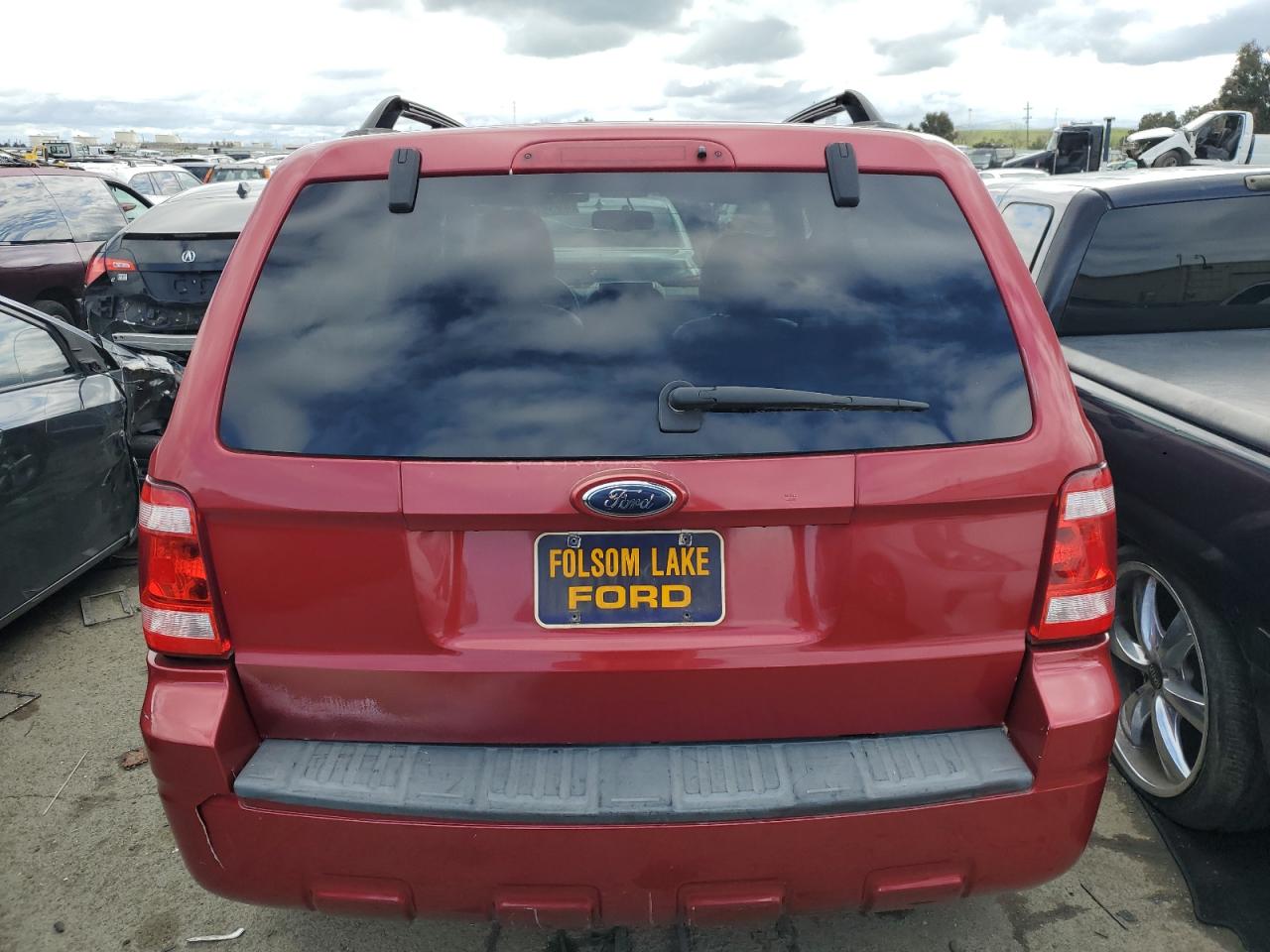 Photo 5 VIN: 1FMCU03188KD14626 - FORD ESCAPE 