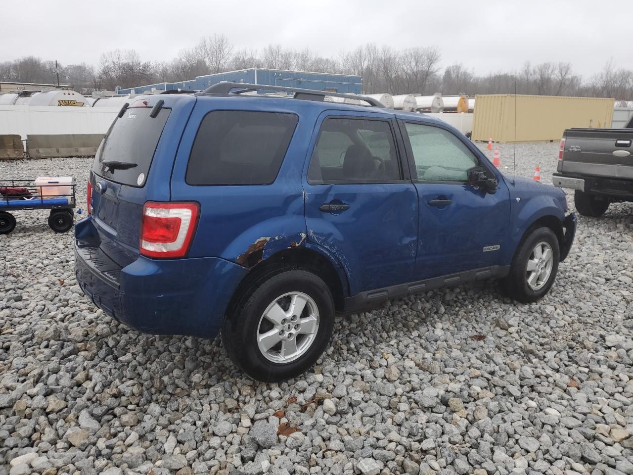 Photo 2 VIN: 1FMCU031X8KA52236 - FORD ESCAPE 