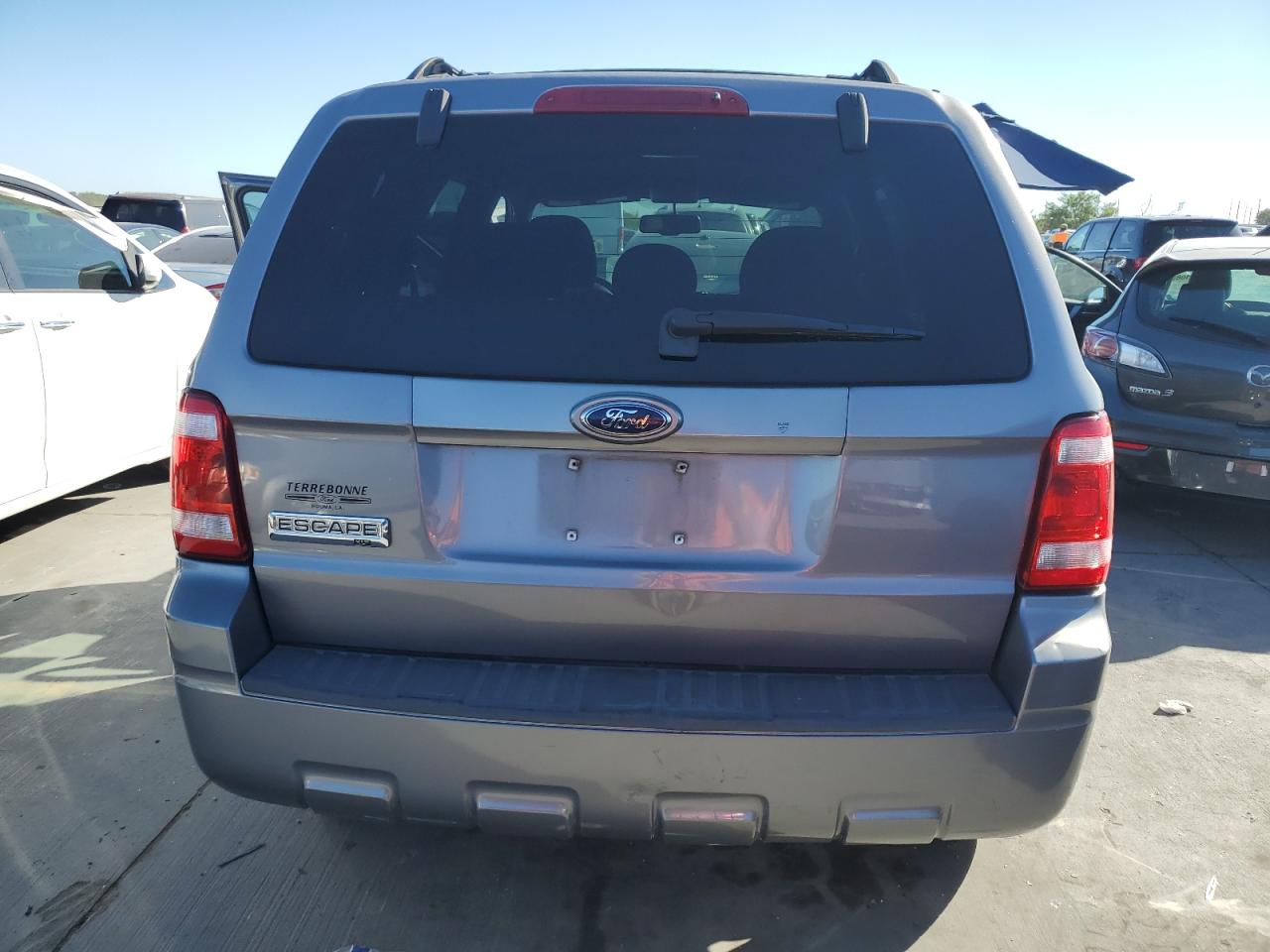 Photo 5 VIN: 1FMCU031X8KE64785 - FORD ESCAPE 