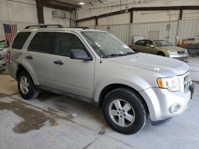 Photo 3 VIN: 1FMCU03719KB34796 - FORD ESCAPE XLT 