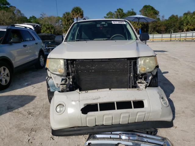 Photo 4 VIN: 1FMCU03739KA87724 - FORD ESCAPE 