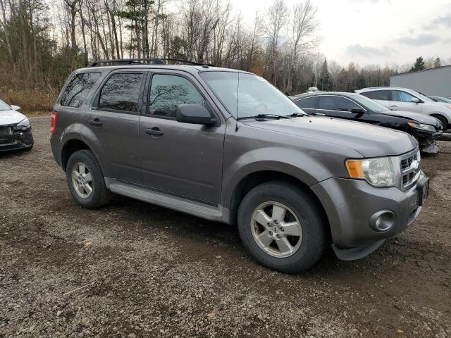 Photo 3 VIN: 1FMCU03759KB91163 - FORD ESCAPE XLT 