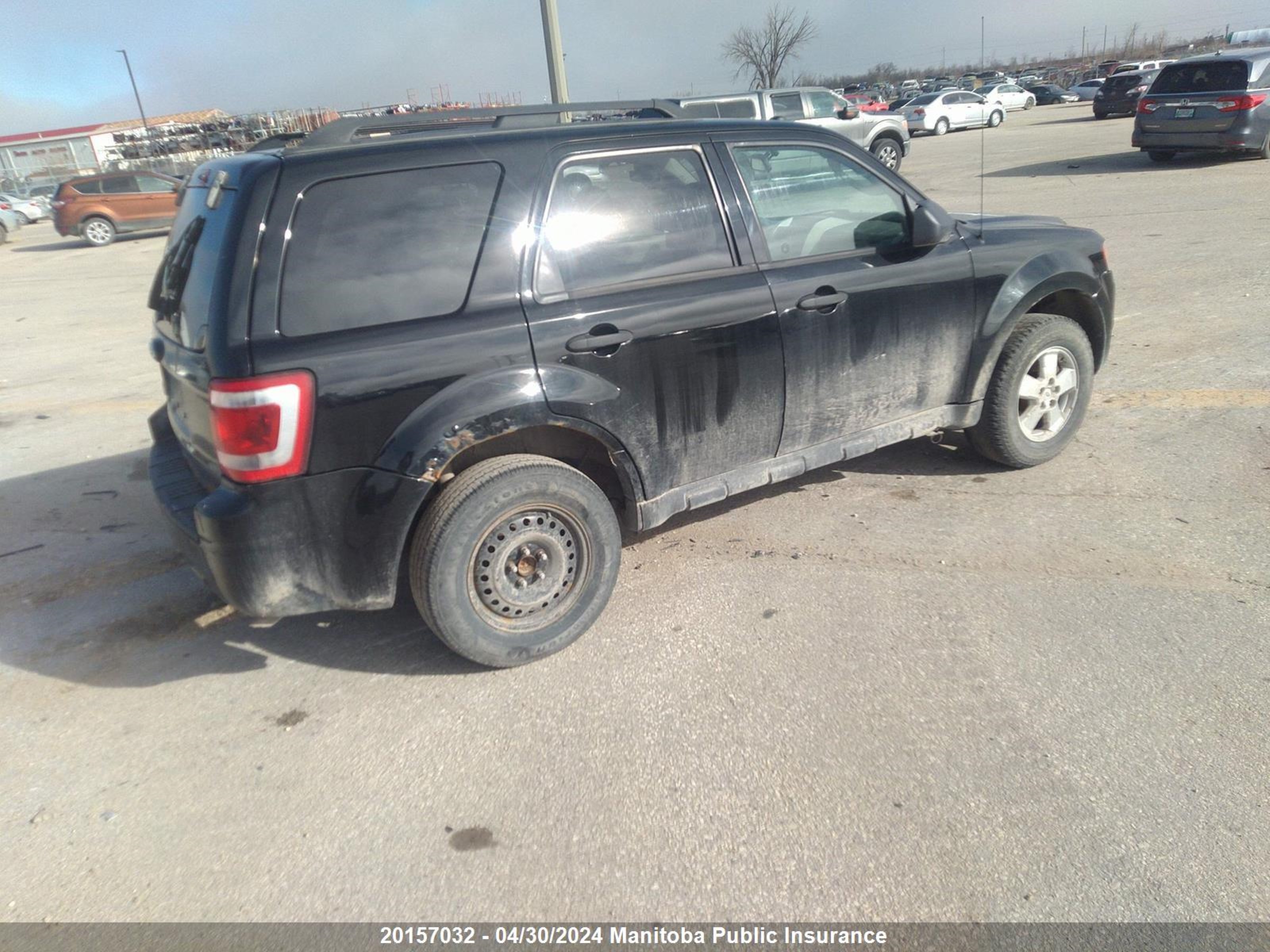 Photo 3 VIN: 1FMCU03769KA31339 - FORD ESCAPE 