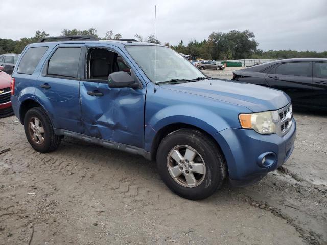 Photo 3 VIN: 1FMCU03789KA15241 - FORD ESCAPE XLT 