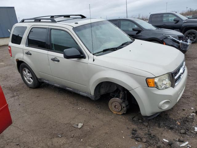 Photo 3 VIN: 1FMCU03789KA51642 - FORD ESCAPE 