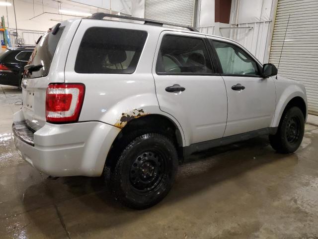 Photo 2 VIN: 1FMCU03799KC58749 - FORD ESCAPE XLT 