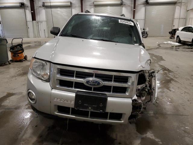 Photo 4 VIN: 1FMCU03799KC58749 - FORD ESCAPE XLT 