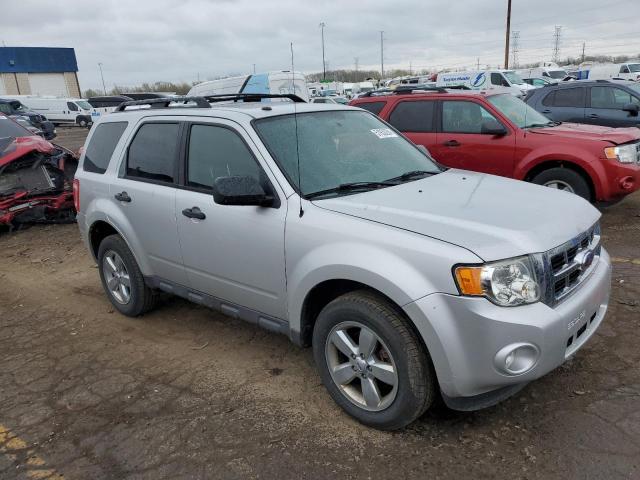 Photo 3 VIN: 1FMCU03G19KA08650 - FORD ESCAPE 