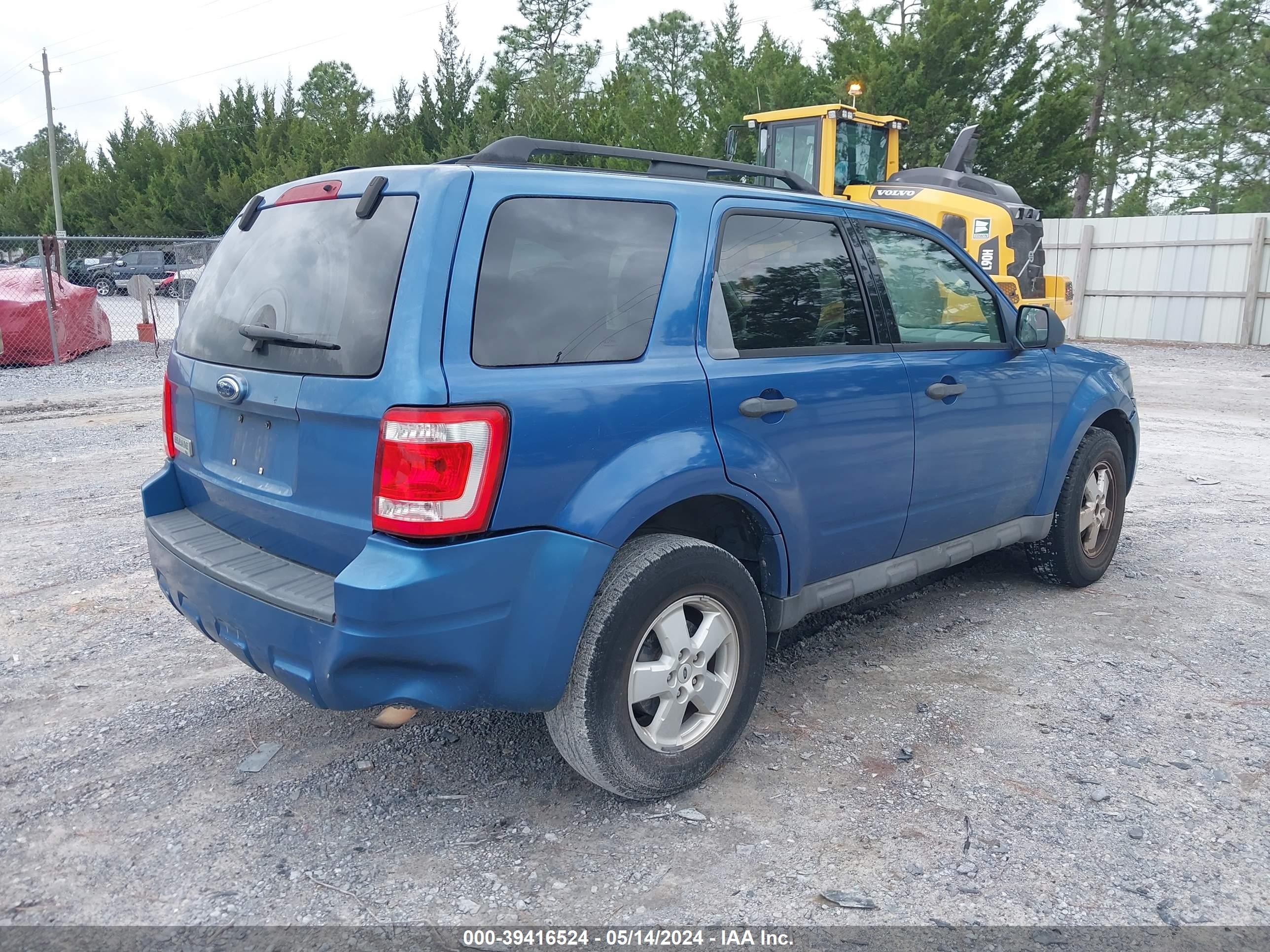 Photo 3 VIN: 1FMCU03G19KA53779 - FORD ESCAPE 