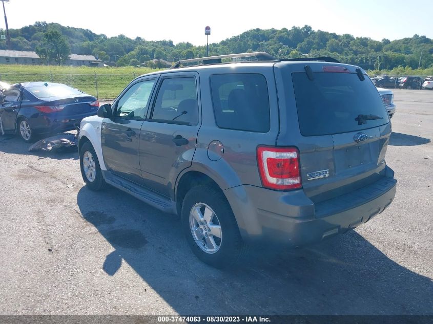 Photo 2 VIN: 1FMCU03G39KA64217 - FORD ESCAPE 