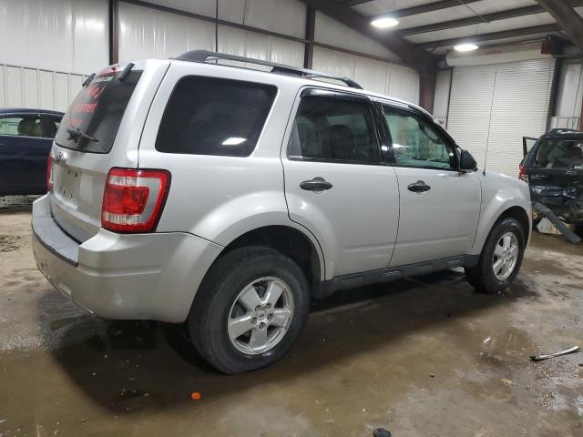 Photo 2 VIN: 1FMCU03G49KA03409 - FORD ESCAPE 