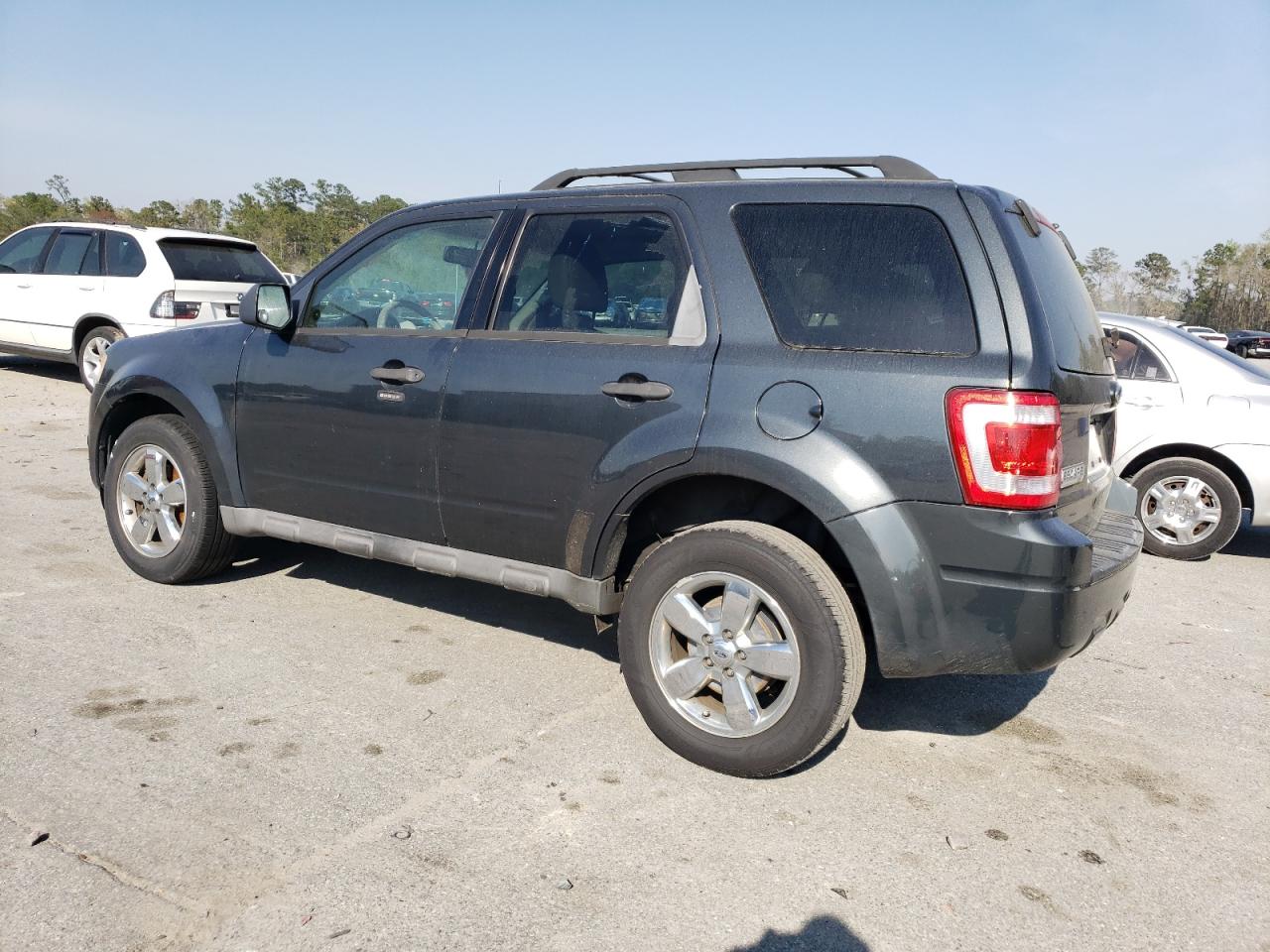 Photo 1 VIN: 1FMCU03G59KB02045 - FORD ESCAPE 